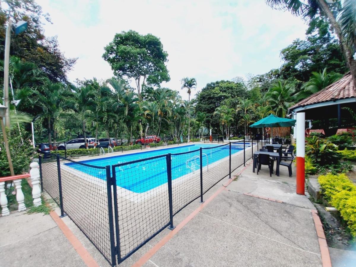 Hotel Campestre La Gaitana トビア エクステリア 写真